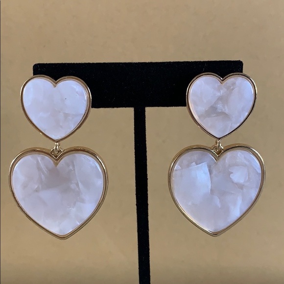Jewelry - Light pink heart earrings